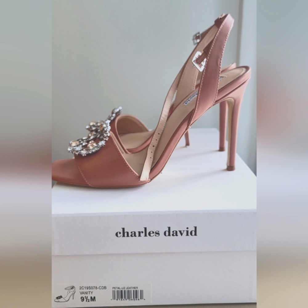 Ankle strap jewel buckle heels - Picture 2 of 6